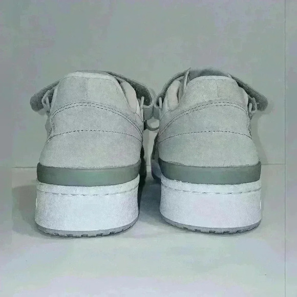 ADIDAS FORUM LOW SHOES. - Picture 4 of 7